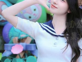 秀人网 – 一探严利娅Yuliya办公室的秘密：写真作品图册精彩合集.txt