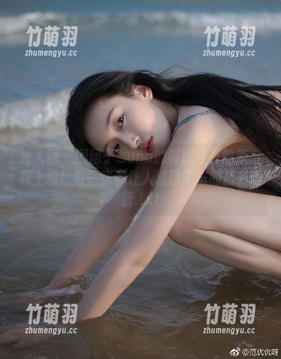 秀人网 - 团团子_una的制服写真的新系列上线！每一张都让人过目不忘的精彩画面.txt