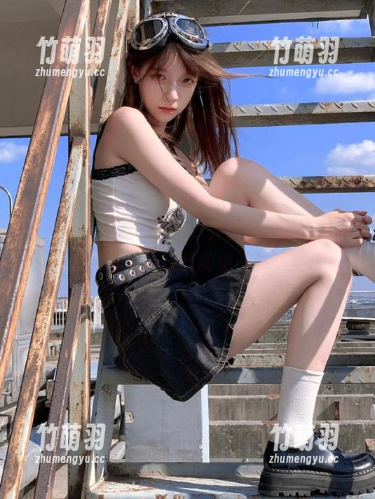 秀人网 - 奶芙乔乔的户外冒险，美图图包为你分享不可错过的绝美瞬间.txt