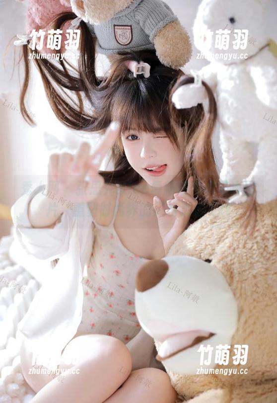 秀人网 - 张思允Nice最新连体衣写真图片，重塑时尚界的风格潮流.txt