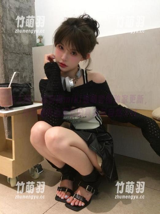 秀人网 - 徐安冉miki透明套图独家更新，探索她内心深处的真实与自然.txt