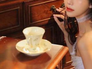 秀人网 – 沈梦瑶修女写真全解析：图库精选，颠覆你对修女的想象.txt