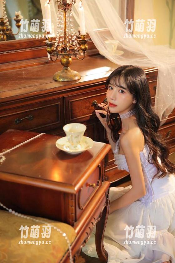 秀人网 - 沈梦瑶修女写真全解析：图库精选，颠覆你对修女的想象.txt