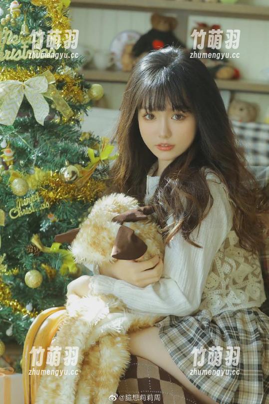 秀人网 - 童千艺cara女孩写真集，免费下载尽享她的独特魅力.txt