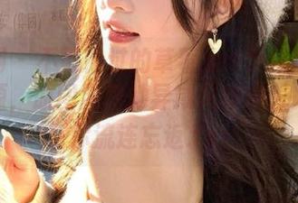 秀人网 – 不可错过的草莓mm女仆原创写真资源，原图展现她异域风情的魅力，让你流连忘返.txt