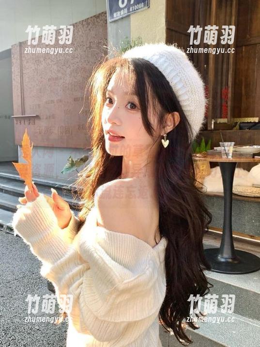 秀人网 - 不可错过的草莓mm女仆原创写真资源，原图展现她异域风情的魅力，让你流连忘返.txt