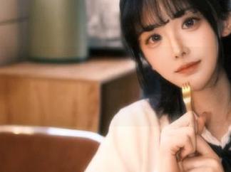秀人网 – 最新虞姬儿毛衣作品，探秘她的时尚世界照片集.txt
