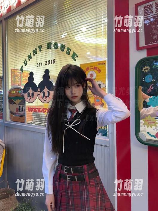 秀人网 - 一场视觉盛宴：“风景尤美”的“圣诞”写真下载，带你进入梦幻的节日篇章！.txt