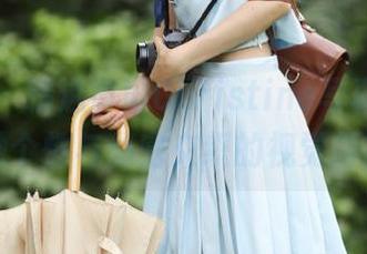 秀人网 – 精选黄可Christine写真套图，探索她个性与秘密交织的视觉盛宴.txt