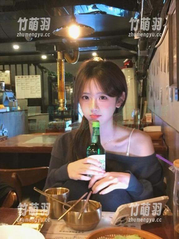 秀人网 - 黄可Christine的夏天：更新原图带你领略摄影艺术的魅力.txt