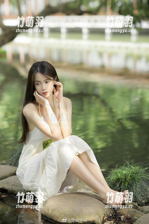 微密圈 - 不一样的风格，粉色的猪陈佩奇为你呈现独特魅力的图包资源合集.txt