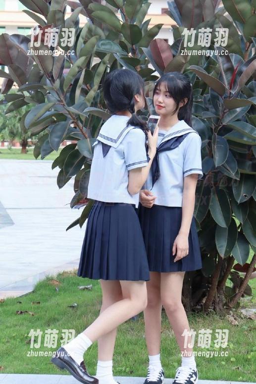 紧急企划 - 领略小恩护士带来的写真魅力，观看特别图包的美丽瞬间.txt