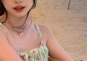 紧急企划棕丝JK裙摄影作品上架，网盘下载助你一饱眼福！.txt