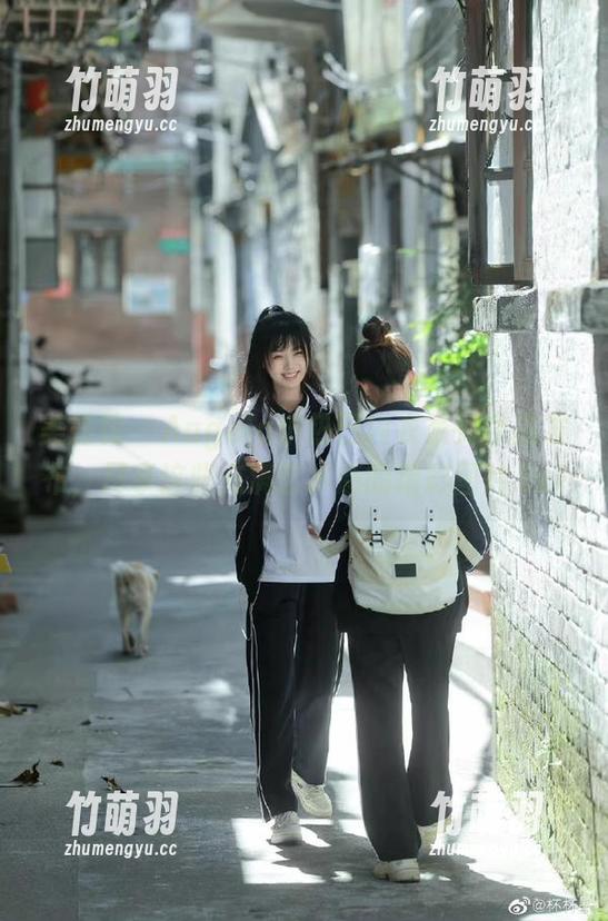美媛馆 - Angela小热巴内衣系列作品发布，尽享这些充满艺术感的精彩图片.txt