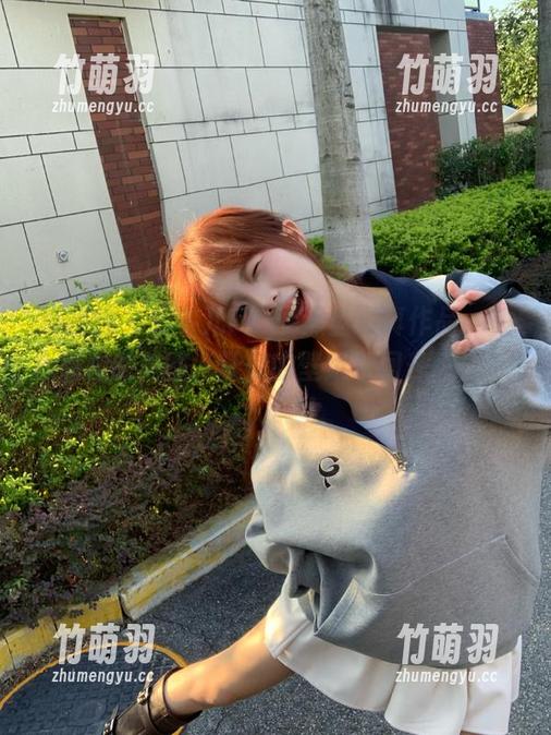 美媛馆 - 刘飞儿Faye黑丝写真作品，倾心展现的美图，让你的壁纸瞬间升级！.txt
