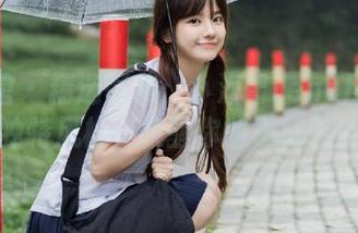美媛馆 – 精选图集：小海臀rena用灰丝展现独特风格，唤醒你的视觉享受.txt