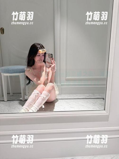 美媛馆 - 探索徐cake的空姐之美：独家原图与完美图包等你来收藏.txt