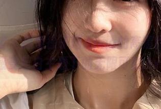 美媛馆 – 探索徐子琦Anna的高清作品，感受纯白主题下的无限可能.txt
