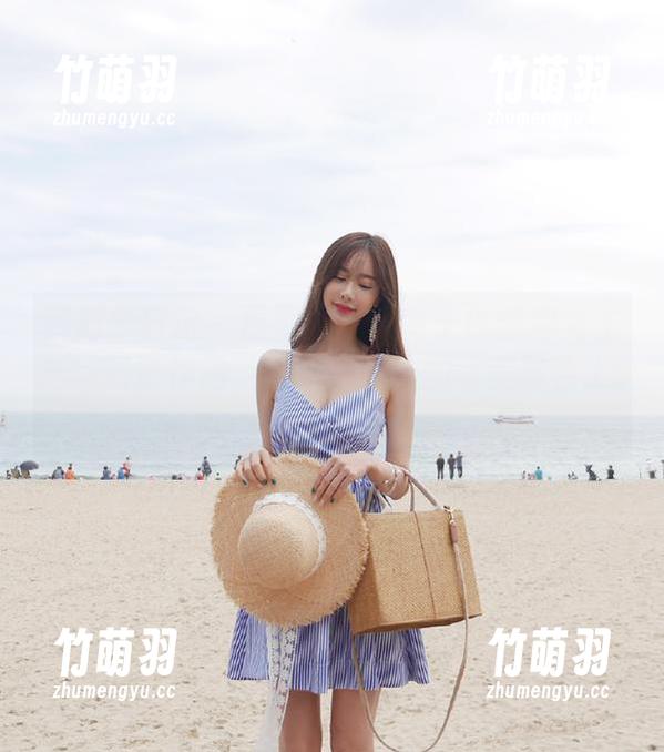 舞蹈生日记 - 原图展示：鱼子以旗袍为主题的摄影作品，优雅与时尚的完美融合.txt