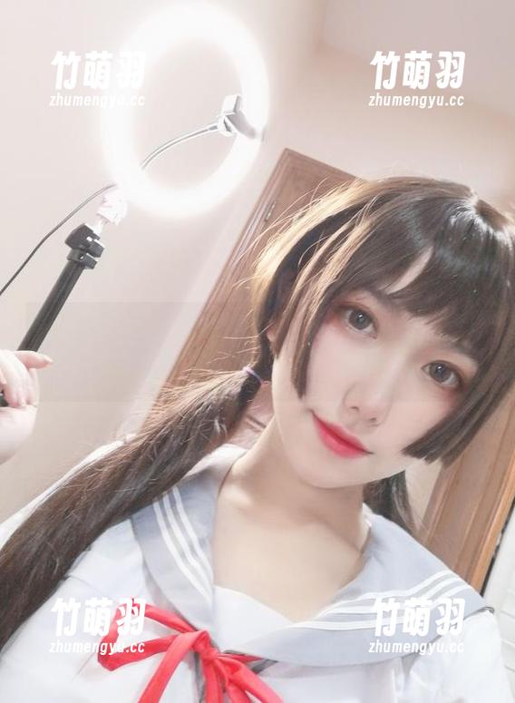 最新！不容错过的芋圆侑子醉酒小秘书COS，甜美与醉美完美结合！.txt