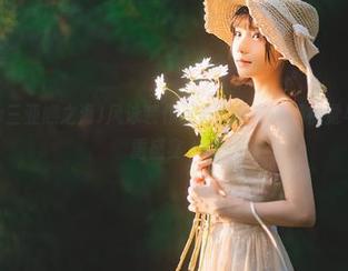 花柒Hana三亚熊之海J风泳装作品集，分享一场视觉与心灵的双重盛宴.txt