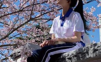 语画界 – 唯美高清Cris_卓娅祺天台写真大合集，开启一场视觉盛宴之旅.txt