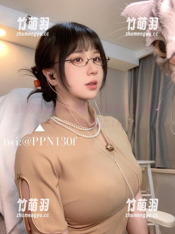 清新水手服图集分享，跟随超皮皮皮奶感受无尽海洋魅力.txt