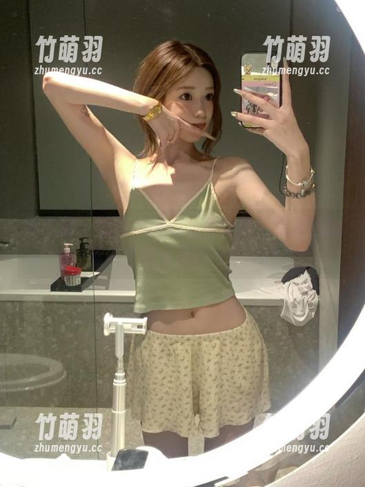 轰趴猫 - 陈雅漫甜心写真合集，免费送给每一个追求美的你！.txt