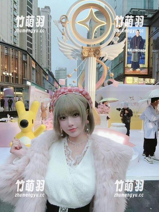 定制旅拍图集：铁板烧鬼舞w带你领略世界的美丽与故事.txt