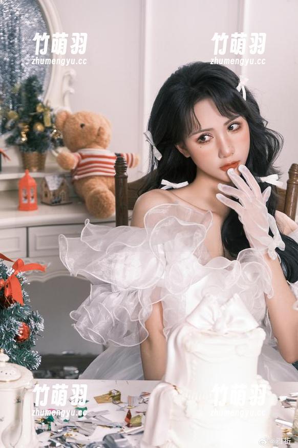 走近雅祈masaki的玉藻前：唯美写真图集带你穿越次元.txt