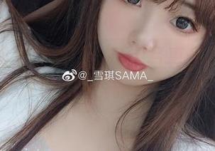 兔耳透明黑丝旗袍：私房写真作品展现雪琪SAMA的优雅与性感.txt