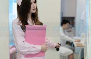 鹿八岁baby带来的短裤图包，优质资源速来下载！.txt