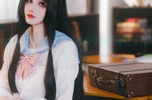 “鹿八岁baby”的内衣美图，套图中的风情让全网观众捧腹大笑！.txt
