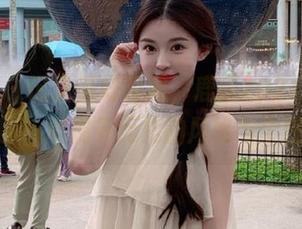微密圈 – 记录美好瞬间，鹿瑶2021高清写真套图，展现多元化的风格与个性.txt