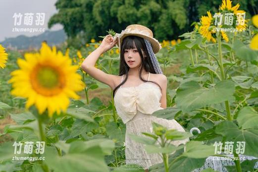 深夜私拍资源揭秘：黏黏团子兔星光派对的甜美记录.txt