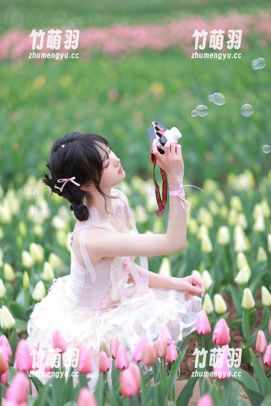 微密圈 - 黑饱宝与礼服的完美邂逅，观看她的写真作品感受时尚新潮流！.txt